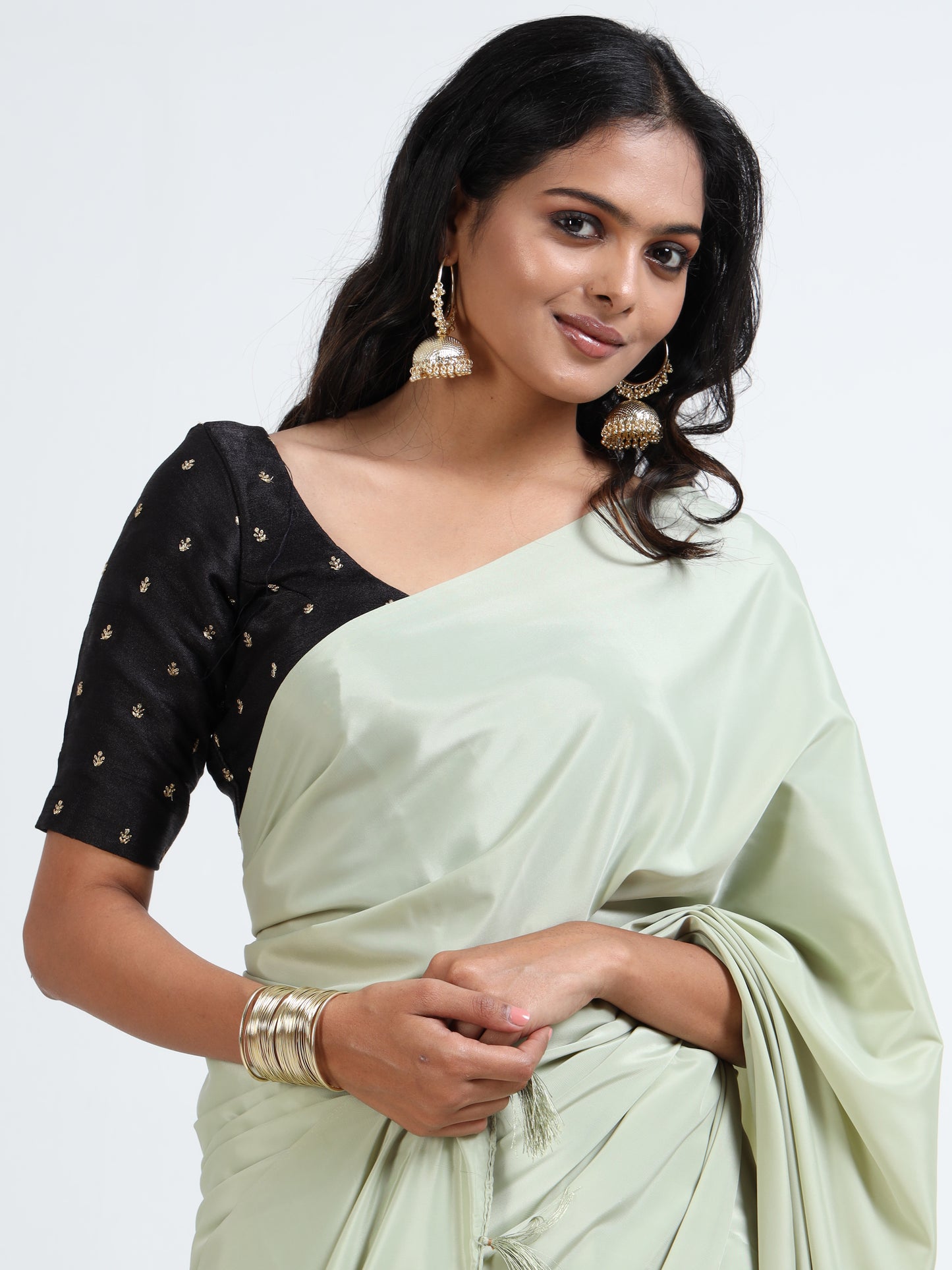 Panache Green silk saree with matching unstitched blouse