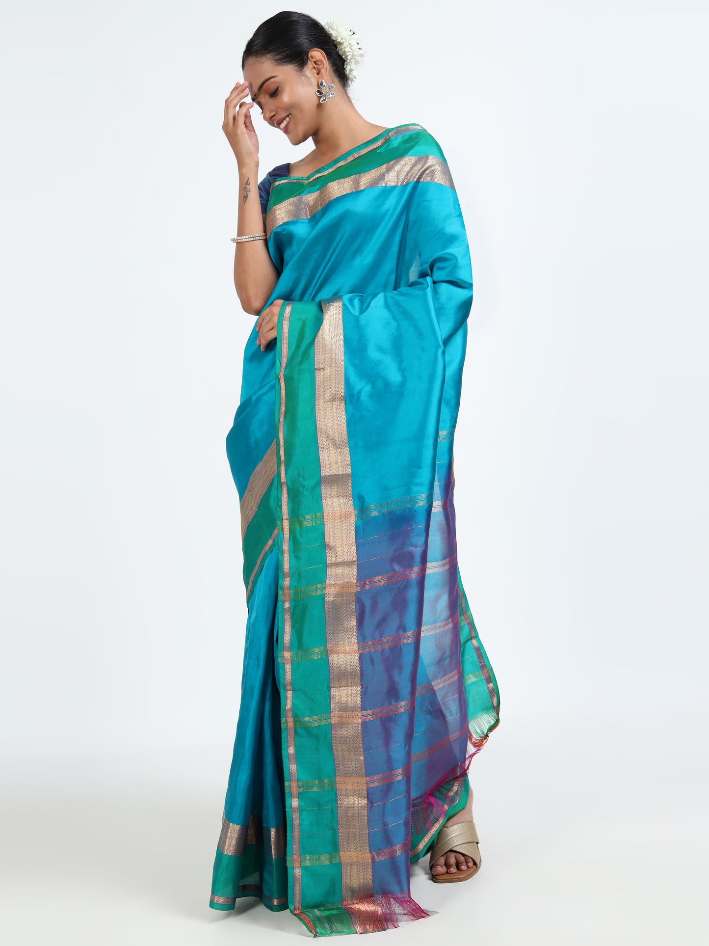 Bondi Blue silk saree with matching unstitched blouse