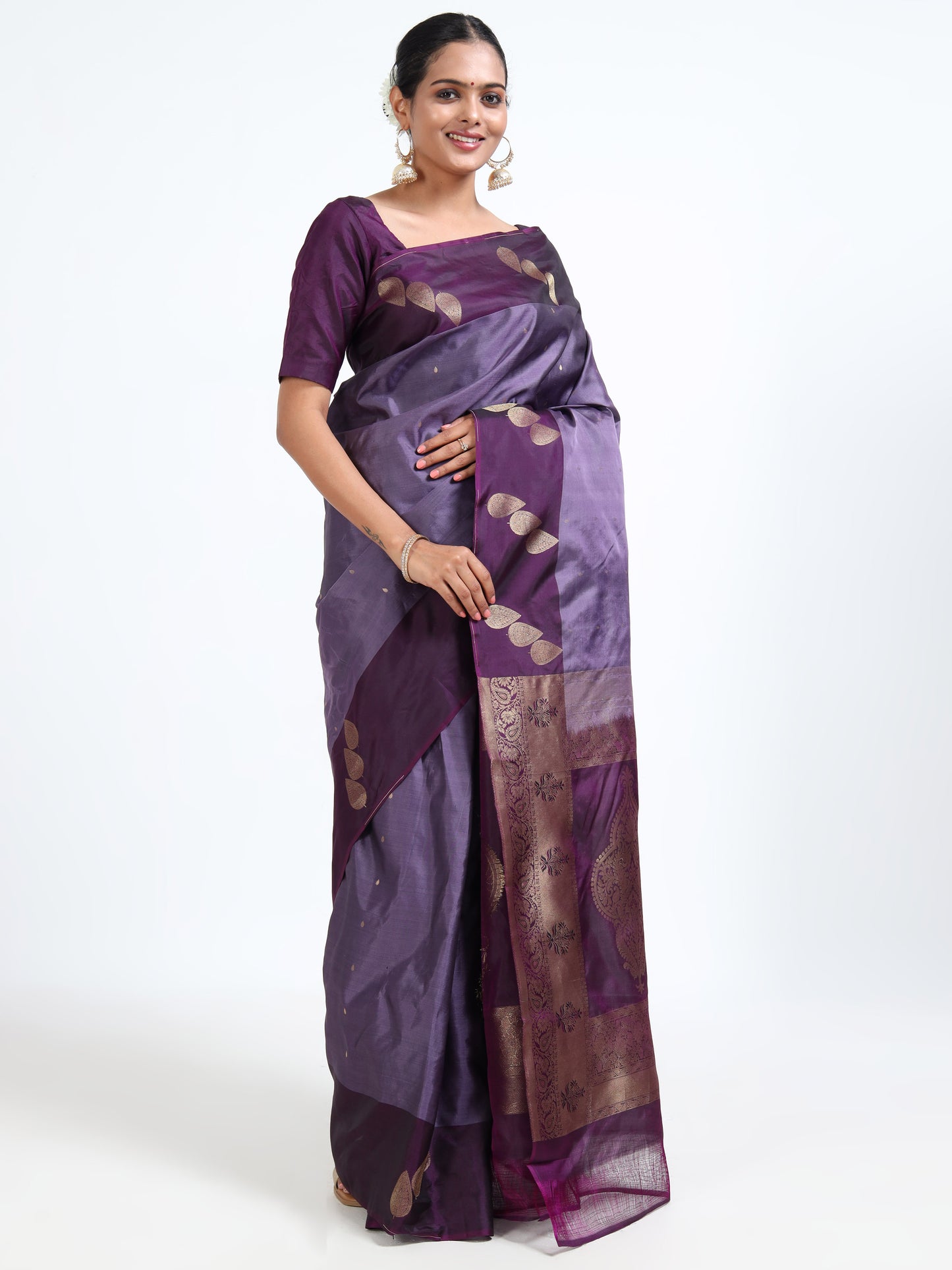 Dewberry Violet silk saree with matching unstitched blouse