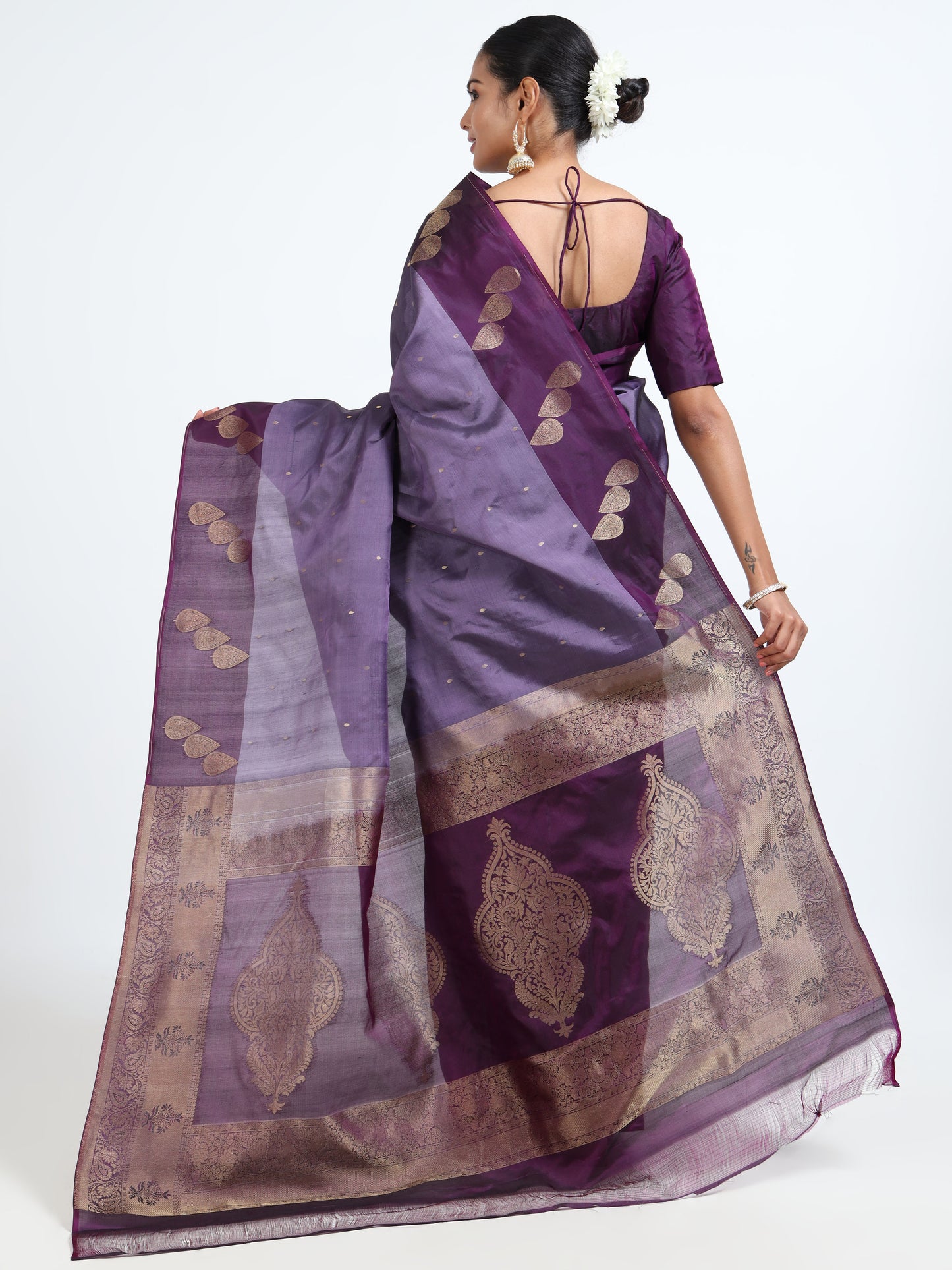 Dewberry Violet silk saree with matching unstitched blouse